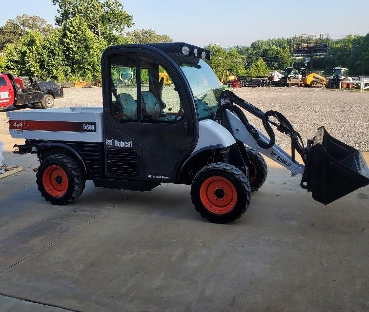 2021 Bobcat UW56 Toolcat photo 3