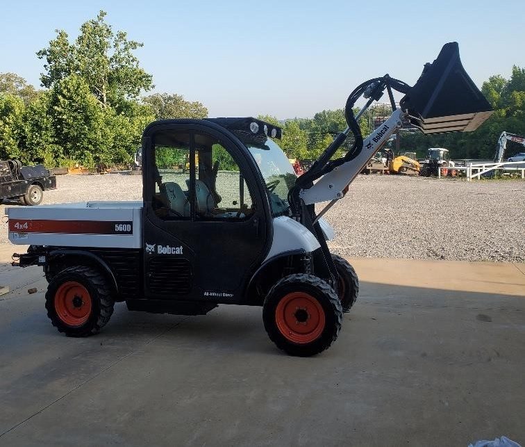 2021 Bobcat UW56 Toolcat photo 15