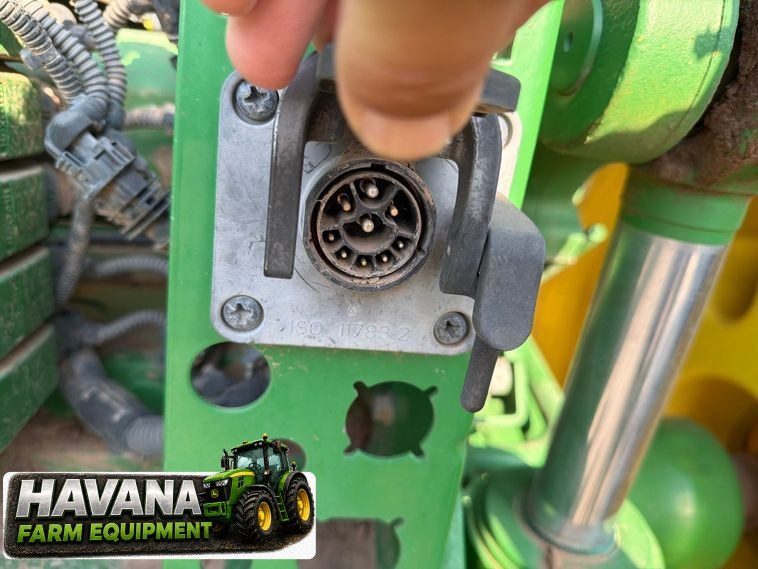2013 John Deere 8285R photo 15
