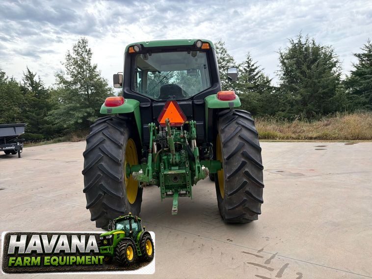 2008 John Deere 7130 photo 6