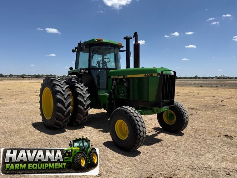 1991 John Deere 4455 photo 3
