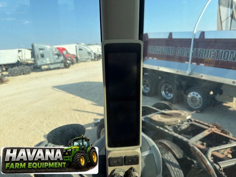 2013 John Deere 8285R photo 31