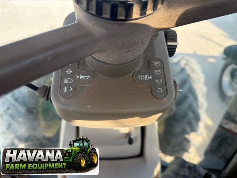 2013 John Deere 8285R photo 27