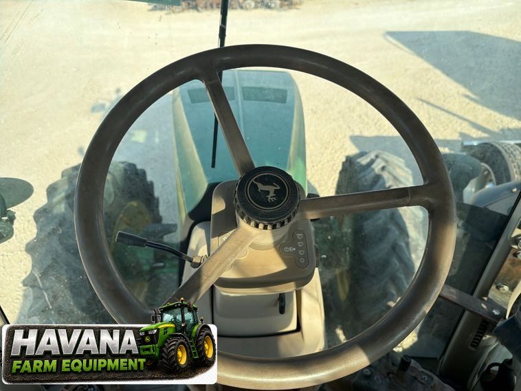 2013 John Deere 8285R photo 26