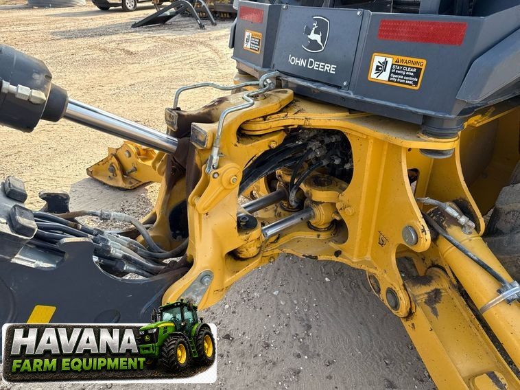 2019 John Deere 310SL photo 23
